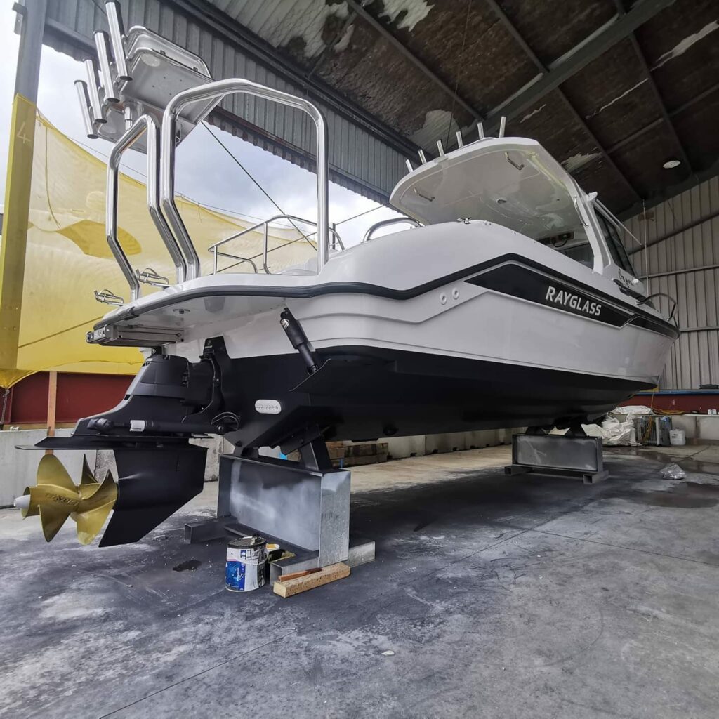 Boat repair services in Auckland by Condon Marine Services